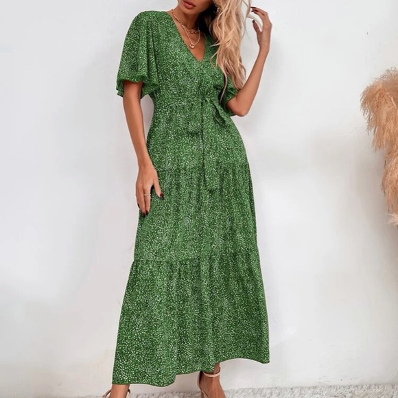 Boho butterfly sleeve belted maxi dress - Picture 2 of 7